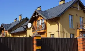 Jaki kolor pasuje do żółtej elewacji? Sprawdź najlepsze inspiracje kolorystyczne