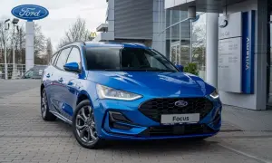 Nowy Ford Focus w salonach – co musisz wiedzieć o dostępności i cenach
