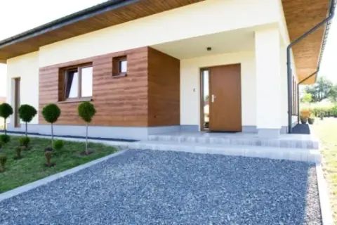 Elewacja gładka czy baranek: wybierz najlepszy styl dla swojego budynku