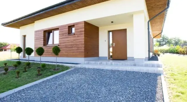 Elewacja gładka czy baranek: wybierz najlepszy styl dla swojego budynku